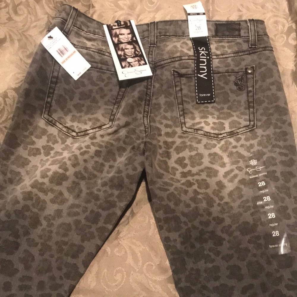 Jessica Simpson forever skinny jean